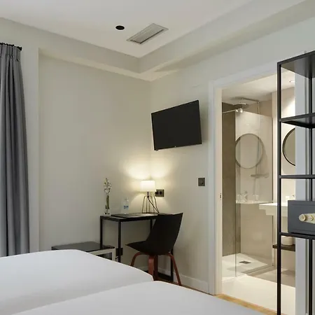 Arrizul Otel *
